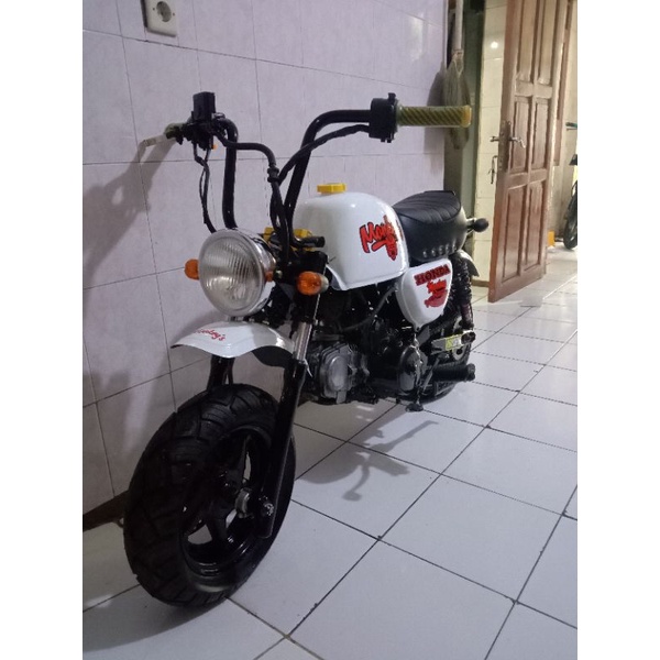 motor mini monkey putih