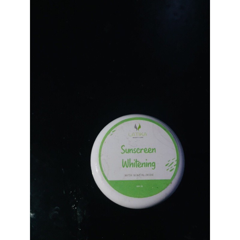 Day cream premium white by latika beauty care, MASIH BARU
