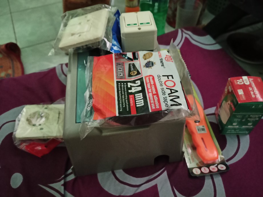 Double Tape Foam Lebar (2,4cm) 24mmx5m Isolasi Bolak Balik Spon Perekat Lampu Led Strip Lengket