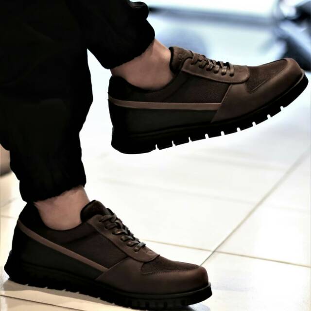 Sepatu Kulit Sneakers Kerja Original Bradleys Neo Brown