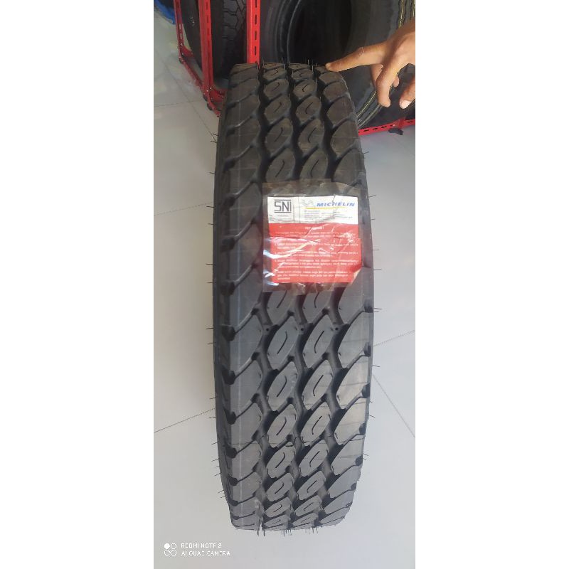 Ban Mobil Michellin 750-16 Truck Truk perset lengkap