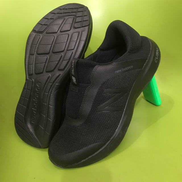 sepatu new balance slip on