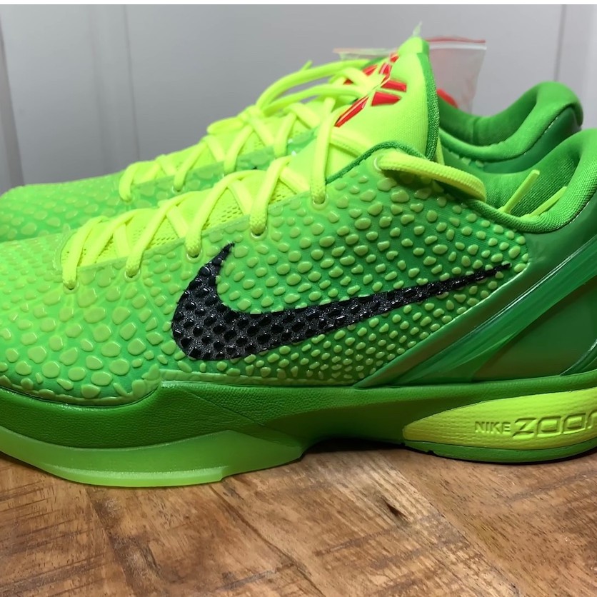 pre order kobe grinch