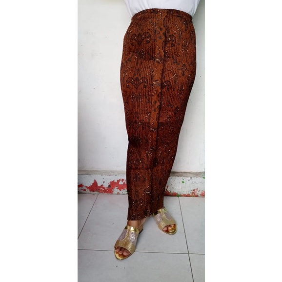 KAIN PLISKET ( WAHYU TUMURUN TUA )