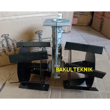 model drum alat bajak tanah alat pembajak tanah dipakai di mesin potong rumput 4 tak
