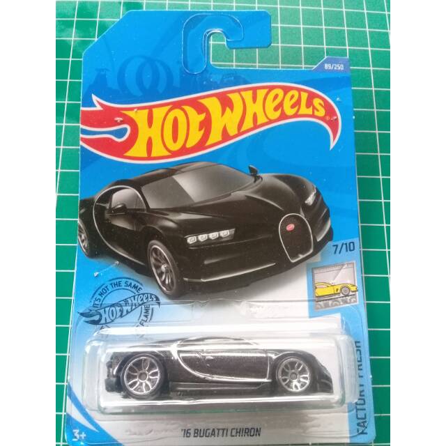 Hot Wheels Mattel Bugatti Chiron Hitam (2020)