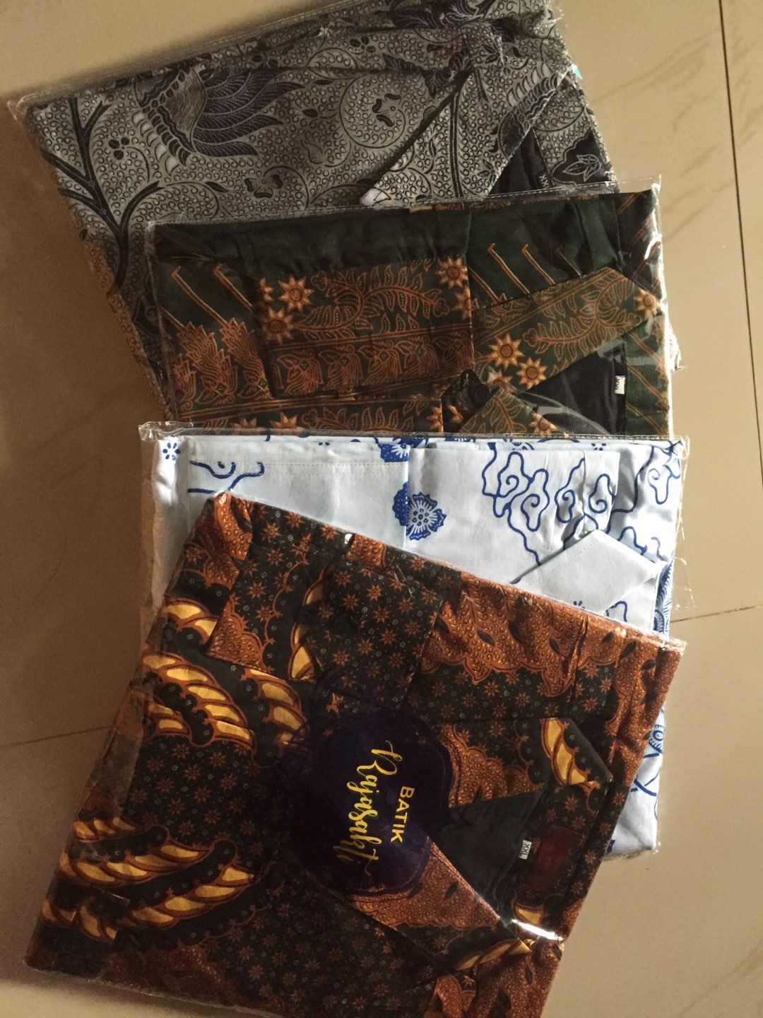 Tumurun Klasik Kemeja Batik Pria Lengan Panjang Full Furing Katun Halus Primisima