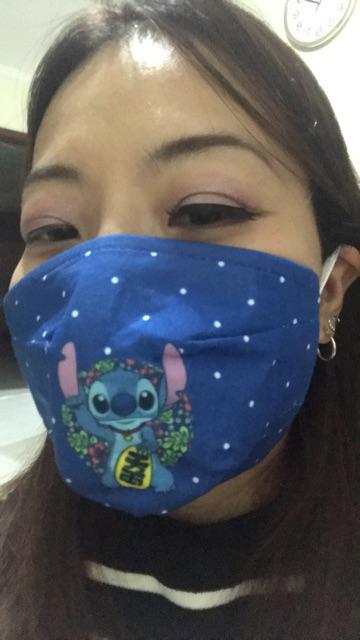 Masker Kain Dewasa Bahan Kaos 2 Dua Ply Lapis Bisa Selip Tissue Motif Cartoon Stitch
