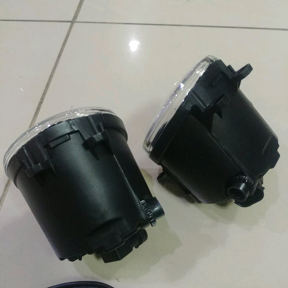 foglamp lampu kabut sorot bumper bemper depan mobil toyota avanza / daihatsu xenia lama 2008-2011