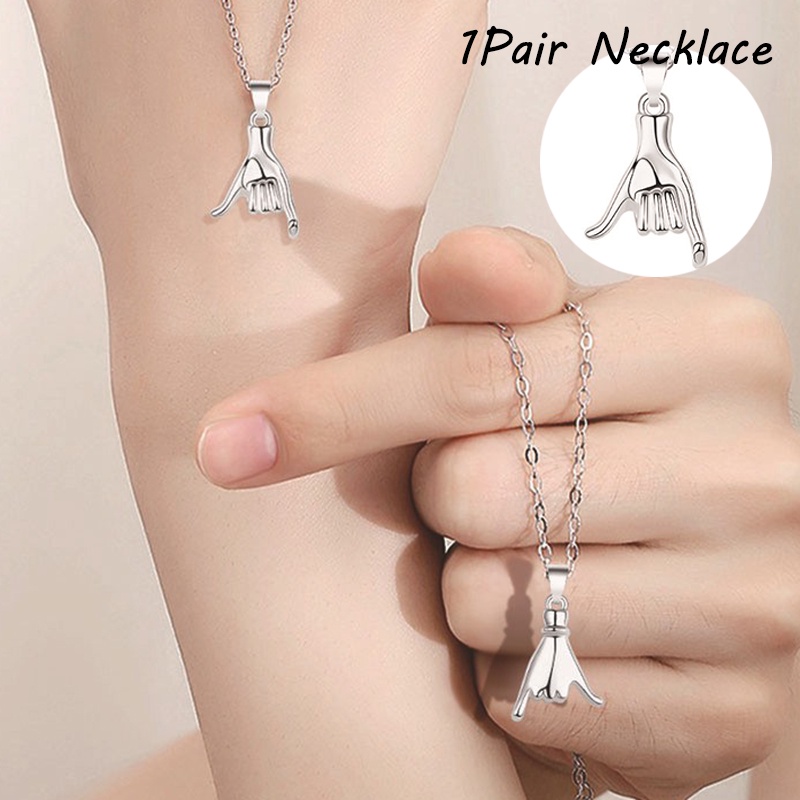 2pcs / Set Kalung Liontin Tangan Kait Tarik Gaya Korea Untuk Pria Dan Wanita