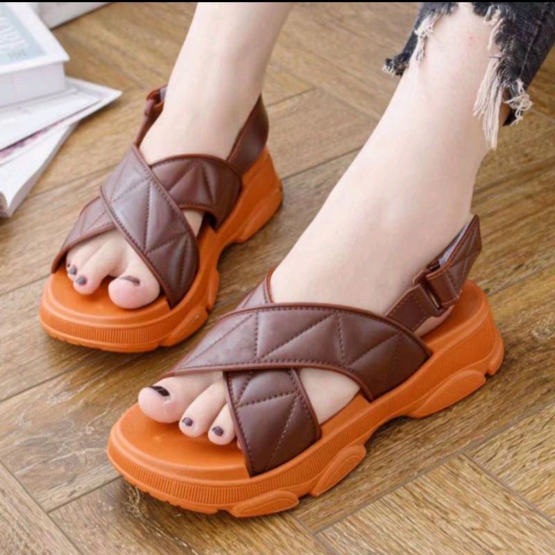 Sandal Wedges Jelly Wanita Tali Belakang