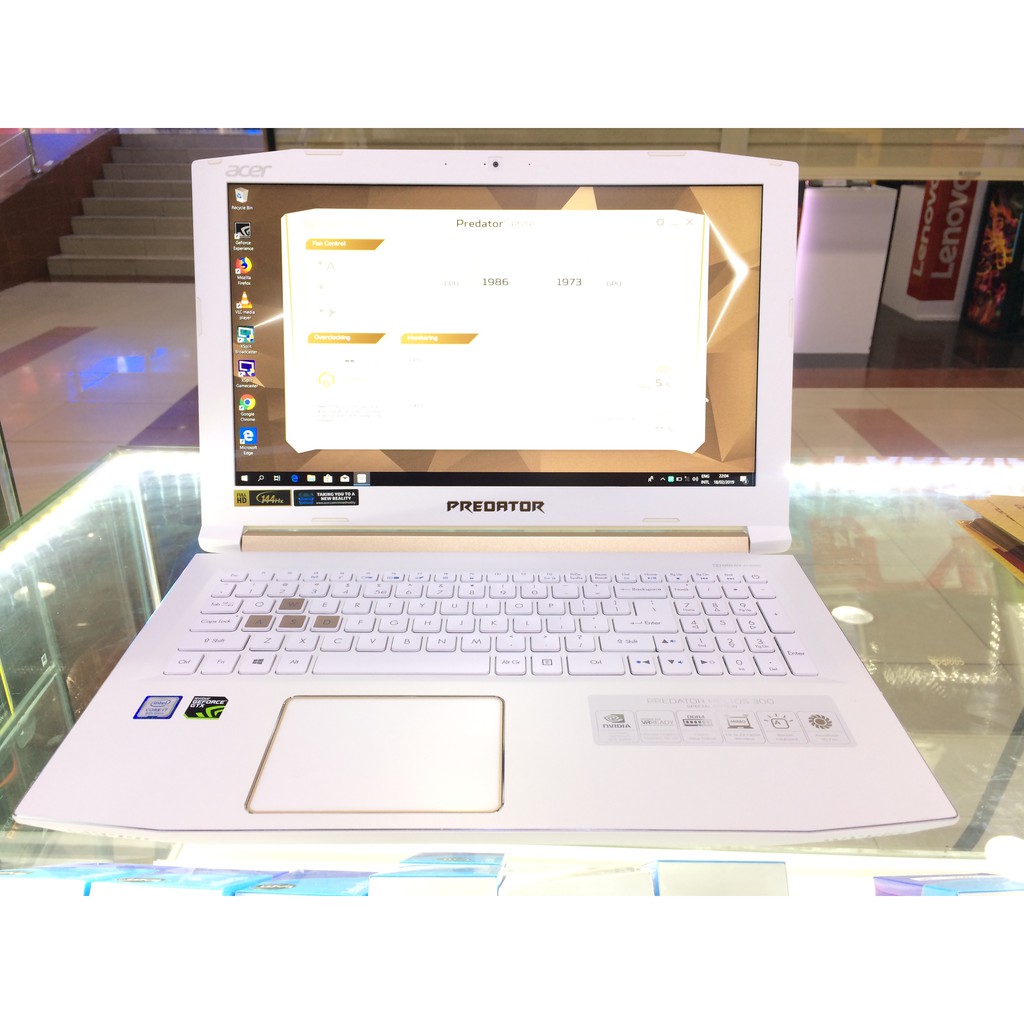 Acer Helios 300 PH315-51 [16GB/256GB/1TB HDD/GTX1060 6GB/Win10] White