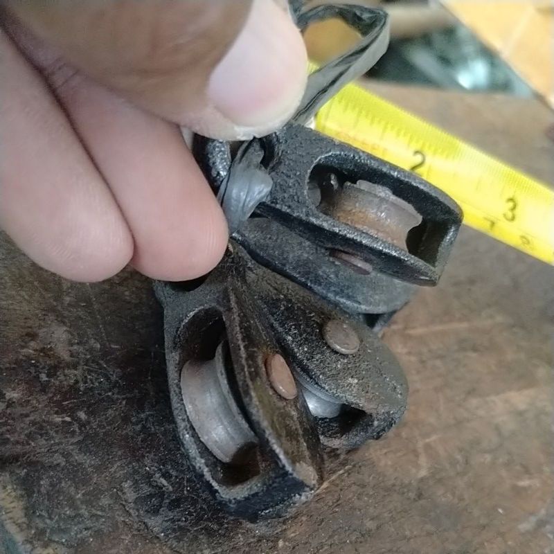 kerekan sangkar burung kecil