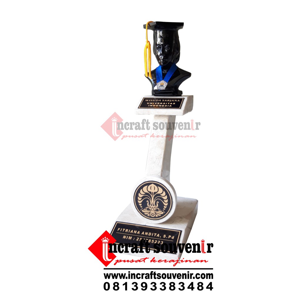 Plakat Souvenir Patung Wisuda Marmer PW12