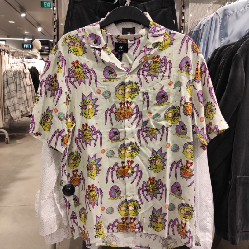 Kemeja Kasual Pria CN x H&M Original Store