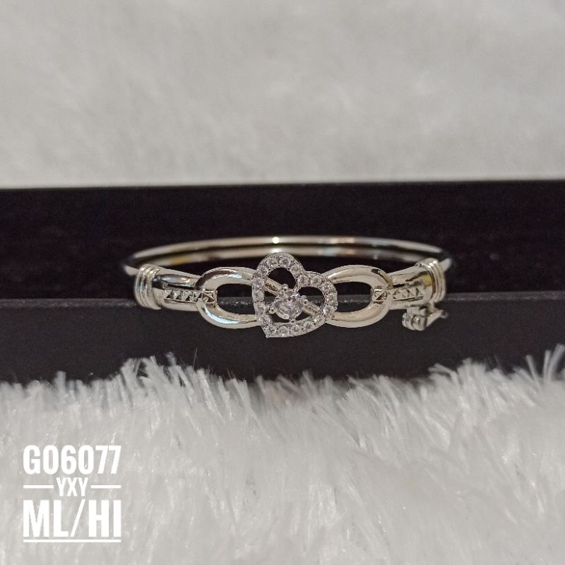 Gelang Yaxiya Love Silver G06077