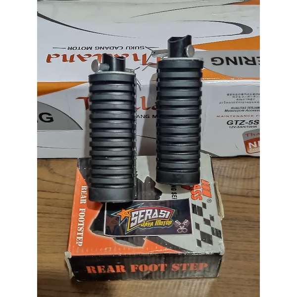 FOOT KARET STEP BELAKANG SUPRA GRAND KARISMA FITNEW LEGENDA SUPRA X125