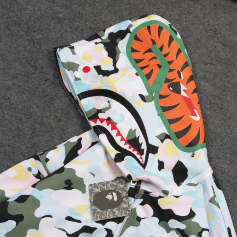 SWEATER HOODIE BAPE ZIPPER CAMO SHARK HALF FULLTAG&amp;LEBEL