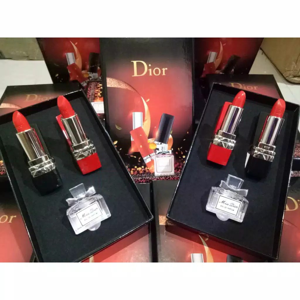 DIOR  SET LIPSTIK 3 IN 1 (BOX HITAM MERAH)