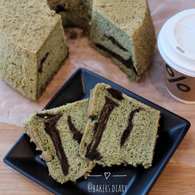 

Japanese Green Tea Chiffon Cake