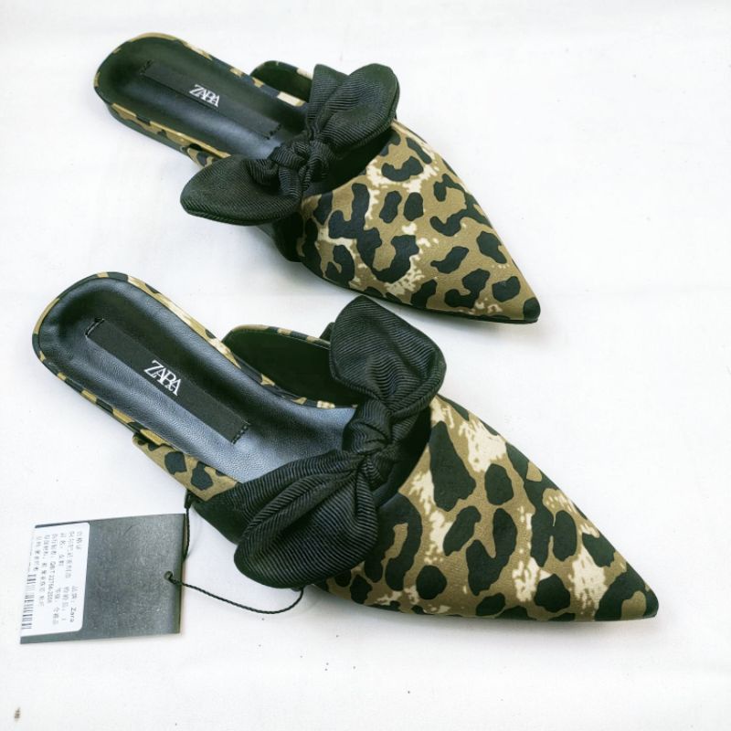 ZR Leopard Flat Mule with Ribbon