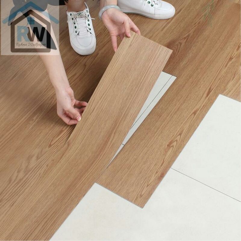 Vinyl Lantai / Stiker Lantai Kayu Memiliki perekat Harga Murah 91.5cm x 15.2cm