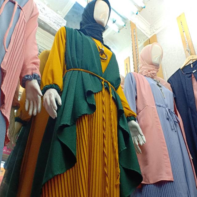 Gamis plisket Ori Dally  bahan moscrape import