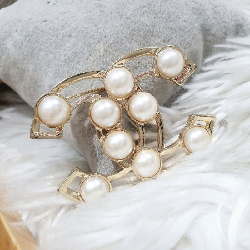 Bros import cantik Bros CH@NEL untuk hiasan baju di dada kualitas Import Peniti Baju Import mutiara bros Premium fashion import bahan Bagus B508