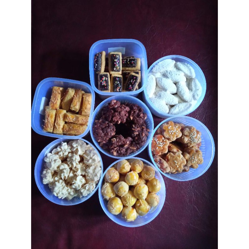 

homemade cookies | kue lebaran | kue putri salju | kue keju | nastar | kue coklat kacang