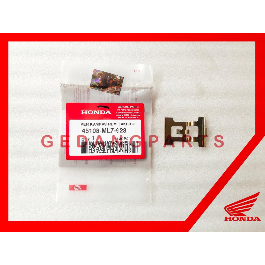 SPRING PAD PER KAMPAS REM CAKRAM BELAKANG CS1 ORI 45108-ML7-923