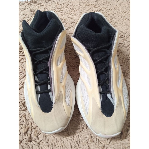 sepatu adidas yeezy 700 v3 azael size 44 insol 28 - sepatu adidas yeezy second