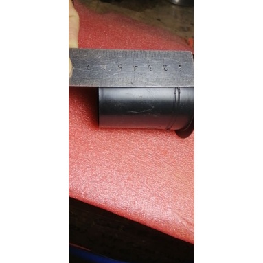 Lubang angin box speaker sedang