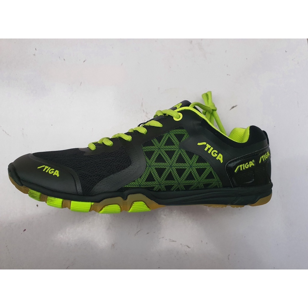 SEPATU STIGA/ SEPATU TENNIS MEJA/BADMINTON/ VOLI WARNA BIRU NEON / HITAM NEON