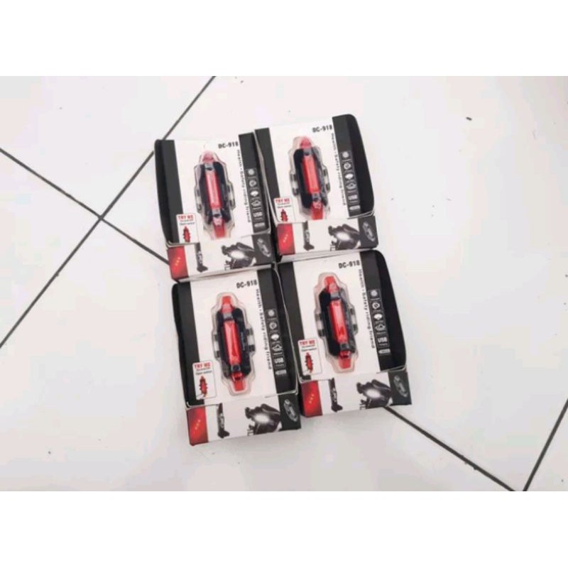 USB charger lampu sepeda belakang in box nyala merah. DC 918 rear lamp bicycle bike led MTB Roadbike Seli Foldingbike Sepeda lipat