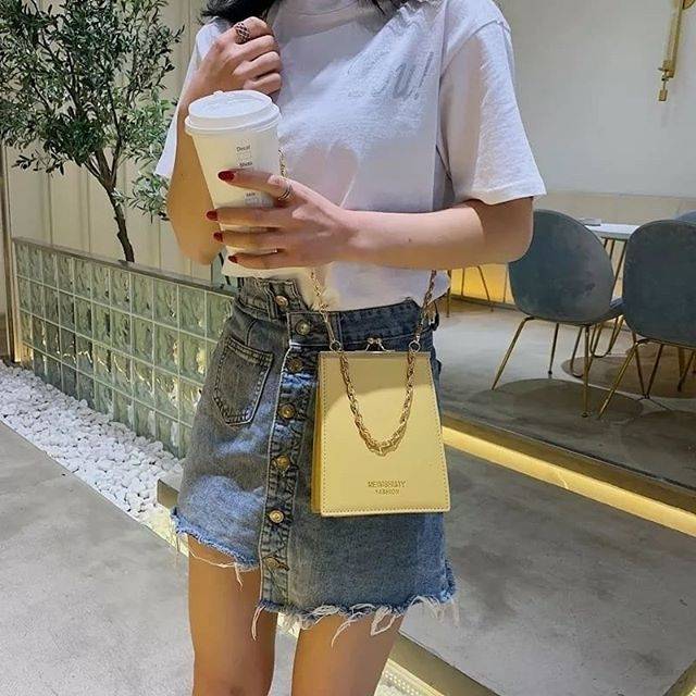 

Klip kotak besar import
