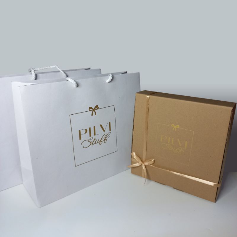 

Paper Bag / Pilvi Stuff Paper Bag