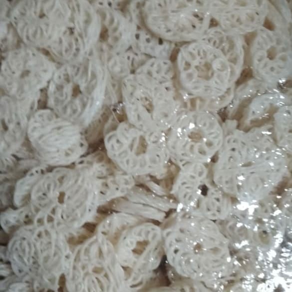 

vd201gf Kerupuk Mawar/Kampung Putih Ukuran Kecil Mentah Dscscv