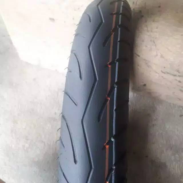 Ban depan Vario merek IRC ukuran 80/90-14