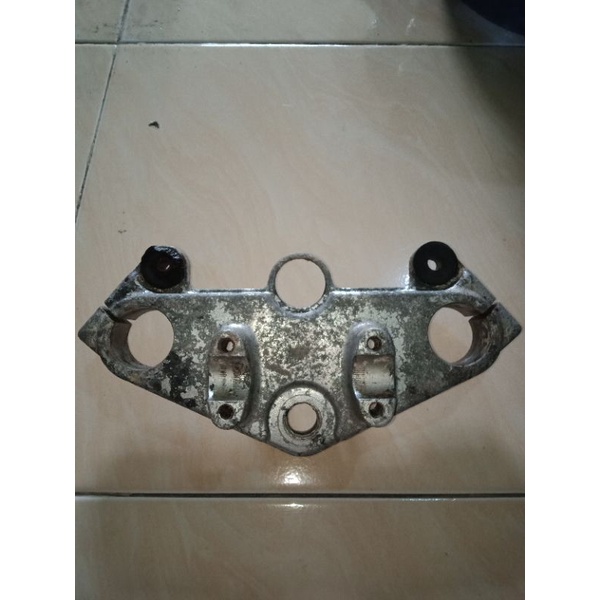 Segitiga T Atas GSX250 THUNDER 250 Original