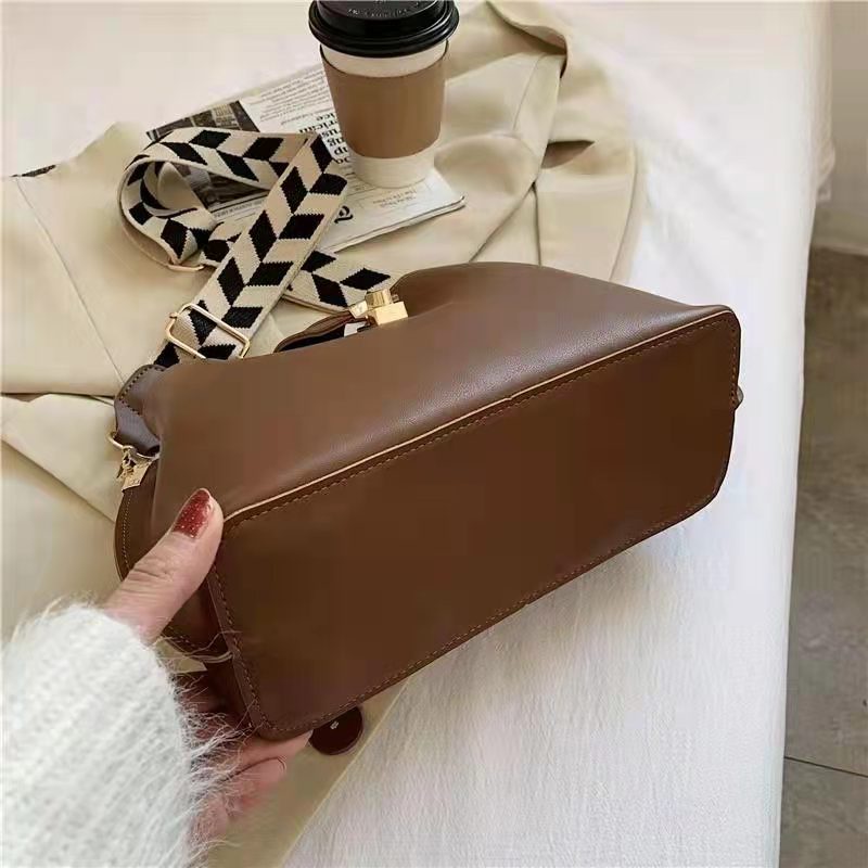 BJ43150 - BLACK/BROWN/COFFEE - TAS SLEMPANG TERMURAH WANITA FASHION IMPORT MODIS ELEGAN TERMURAH TERLARIS TERBARU BAGSTORE JAKARTA TAS BATAM BQ3150 LT1932 CR7549 GT1893 JT5385 EL5486 ZC2800