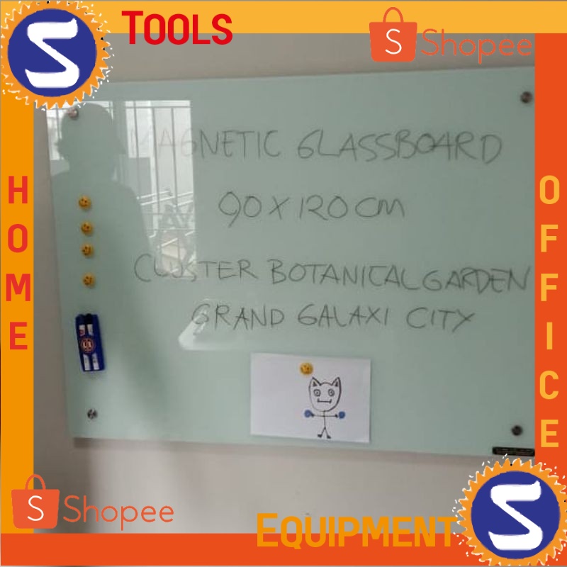 

MAGNETIC GLASSBOARD 90x120CM Glasstone