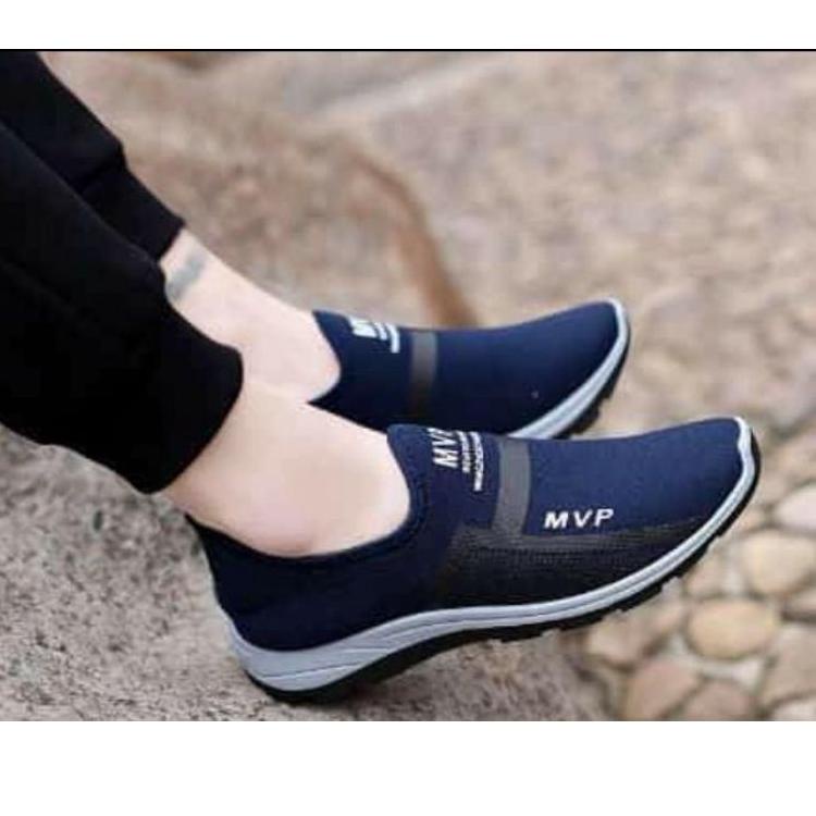Terlaris Bulan Ini Sepatu slip on pria dan wanita mvp korea import Promo 2020