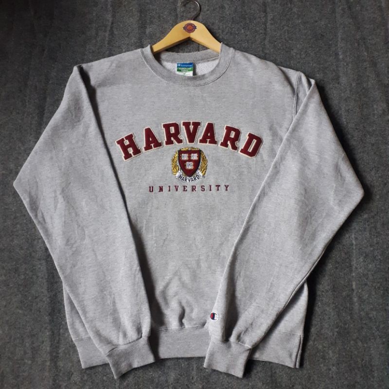 CREWNECK CHAMPION HARVARD UNIVERSITY
