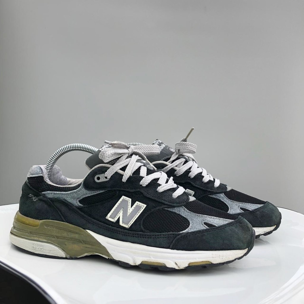 nb 993 black