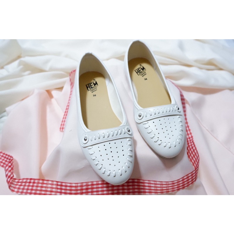 Flat Shoes wanita Hem - 6356