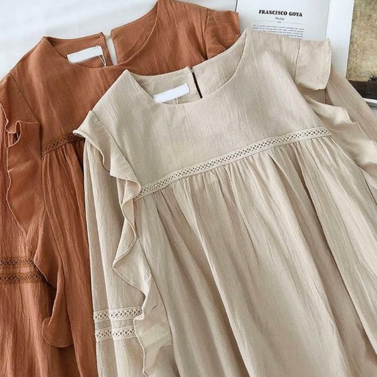 Buruan pesan  BLOUSE WANITA - SAKA BLOUSE - BLOUSE KOREA - ATASAN WANITA - PAKAIAN  - KOREAN STYLE