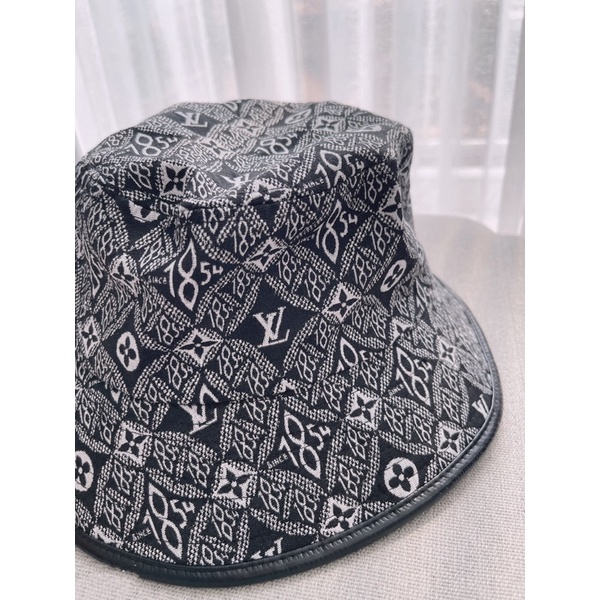 Topi bucket hat wanita | topi bucket unisex import | topi bucket corak/polos bkk | topi bts