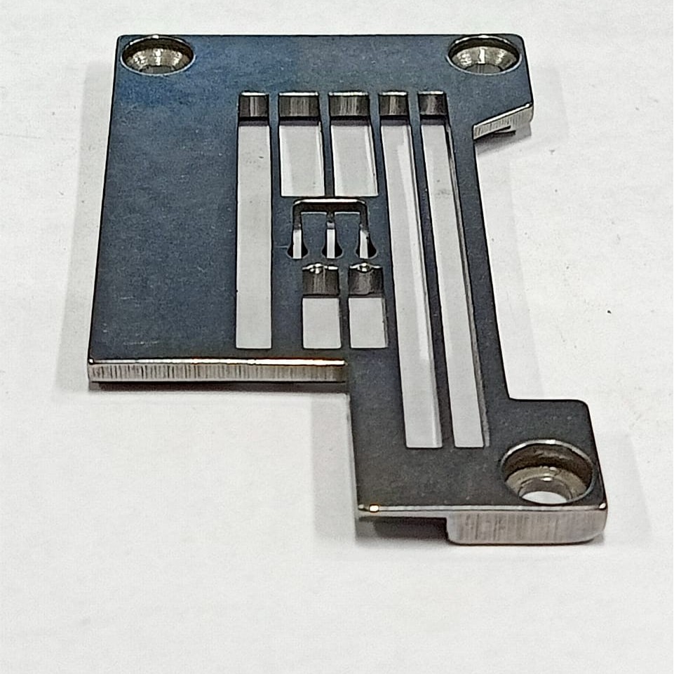 3508100 Needle Plate Yamato VG3721 Interlock Industrial Sewing Machine Spare Parts Sewing Accessorie