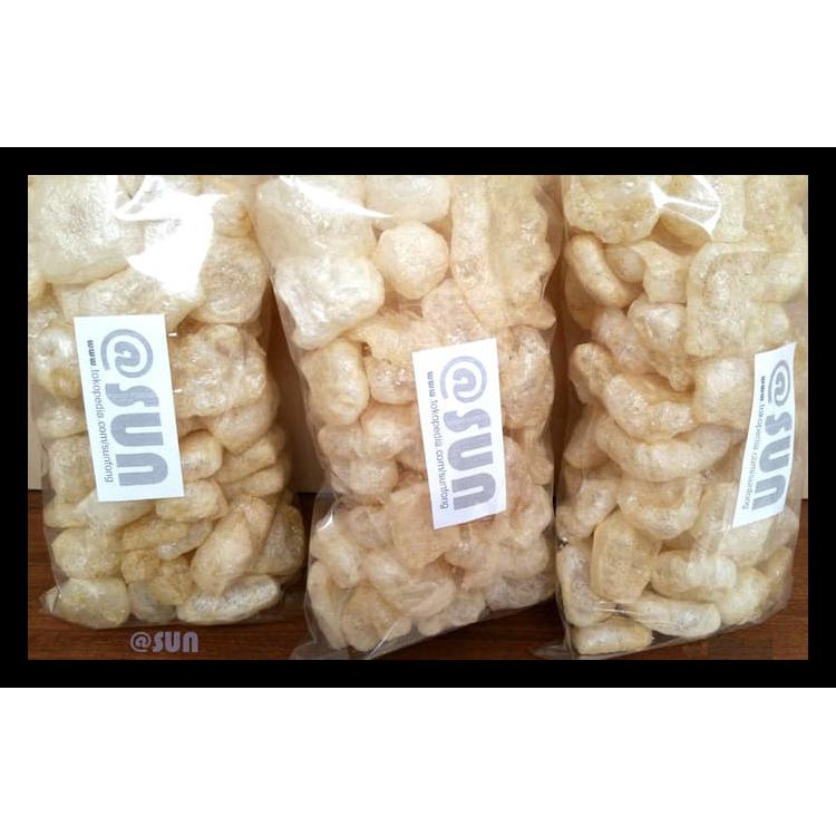 

Kerupuk Krupuk Kulit Sapi Rambak Jangek Krecek Matang Cemilan Renyah Stok Terbatas