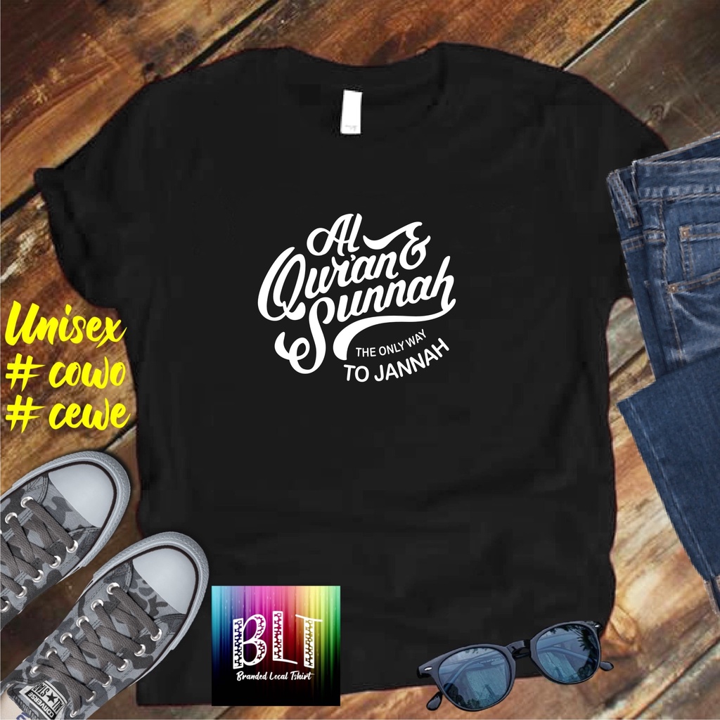 COD/ KAOS NEW ALQURAN SUNNAH /KAOS TULISAN/KAOS SANTRI KEKINIAN/KAOS DAKWAH/KAOS ISLAM/SANTRIWATI/KAOS HITS 2022/KAOS BERGAMBAR KAOS EKSPRESI KAOS PRIA TSHIRT WANITA Santai Crew Neck V-Neck Slim-fitting Polos Setrip Hitam Putih Crew Neck